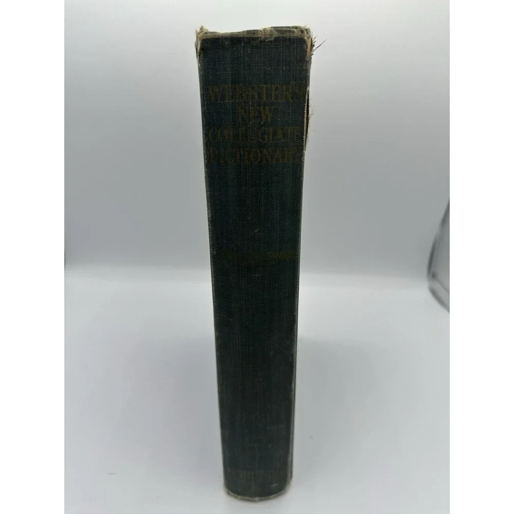 Webster's New Collegiate Dictionary 1960‎ 2nd Edition Thin Paper Vintage Book